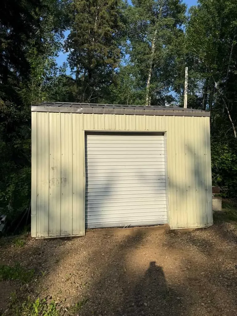 76319 Range Road 180a Range Rural Big Lakes County AB T0G 1E0