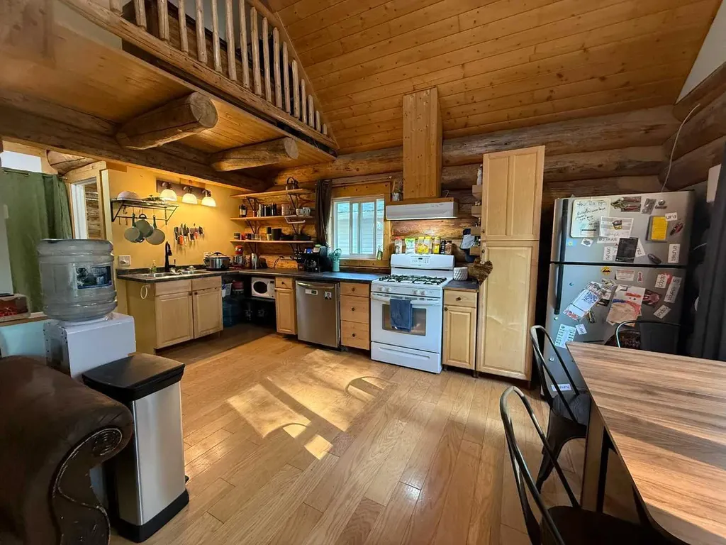 76319 Range Road 180a Range Rural Big Lakes County AB T0G 1E0