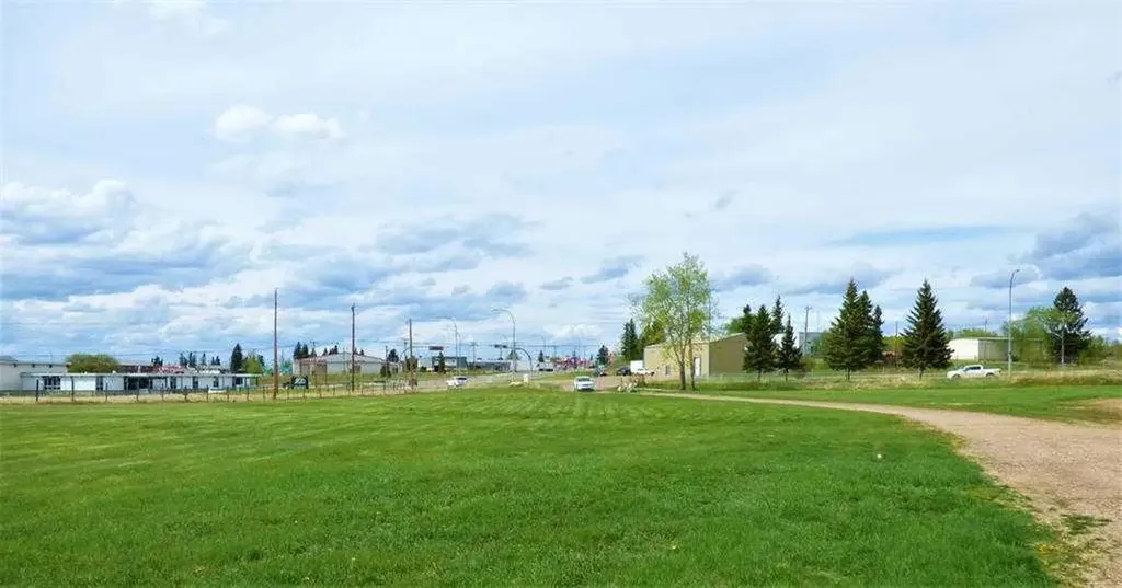 10307 94 Avenue Lac La Biche AB T0A 2C0