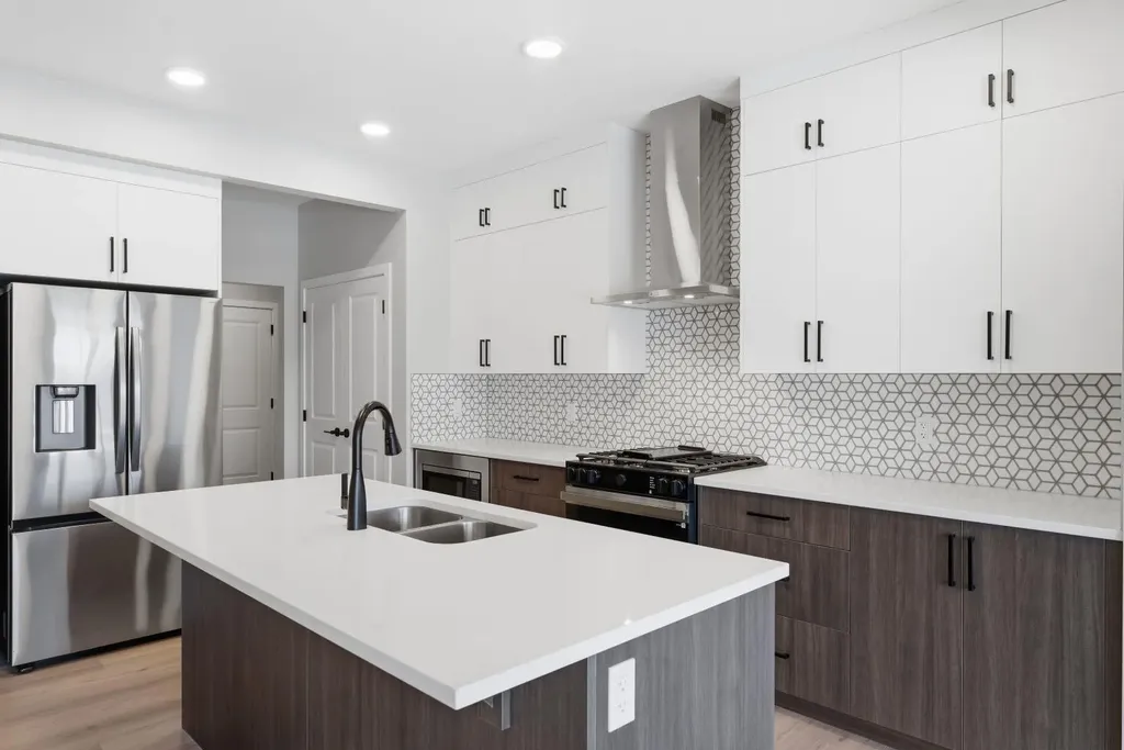 4071 Sawgrass Street NW Airdrie AB T4B 5V4