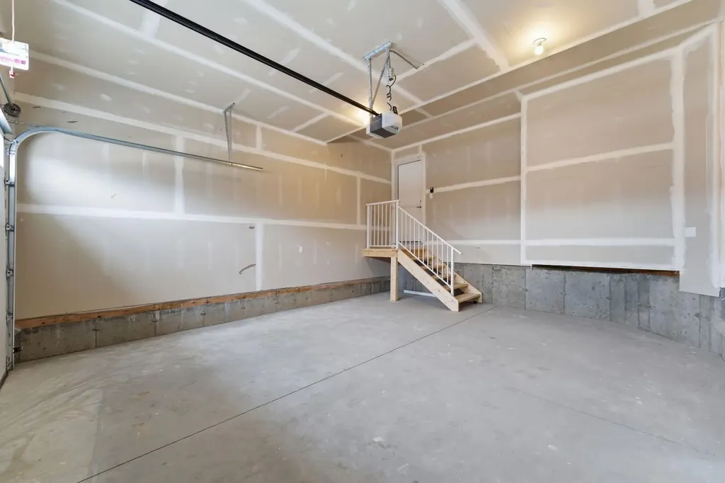 4071 Sawgrass Street NW Airdrie AB T4B 5V4