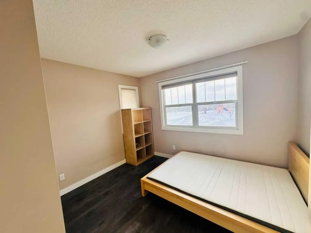 225 Panatella Square NW Calgary AB T3K 0V5