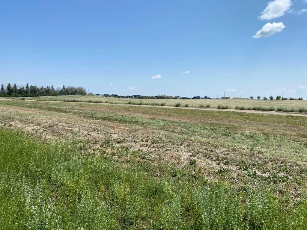321 Rivergrove Chase W Lethbridge AB T1K 8E8