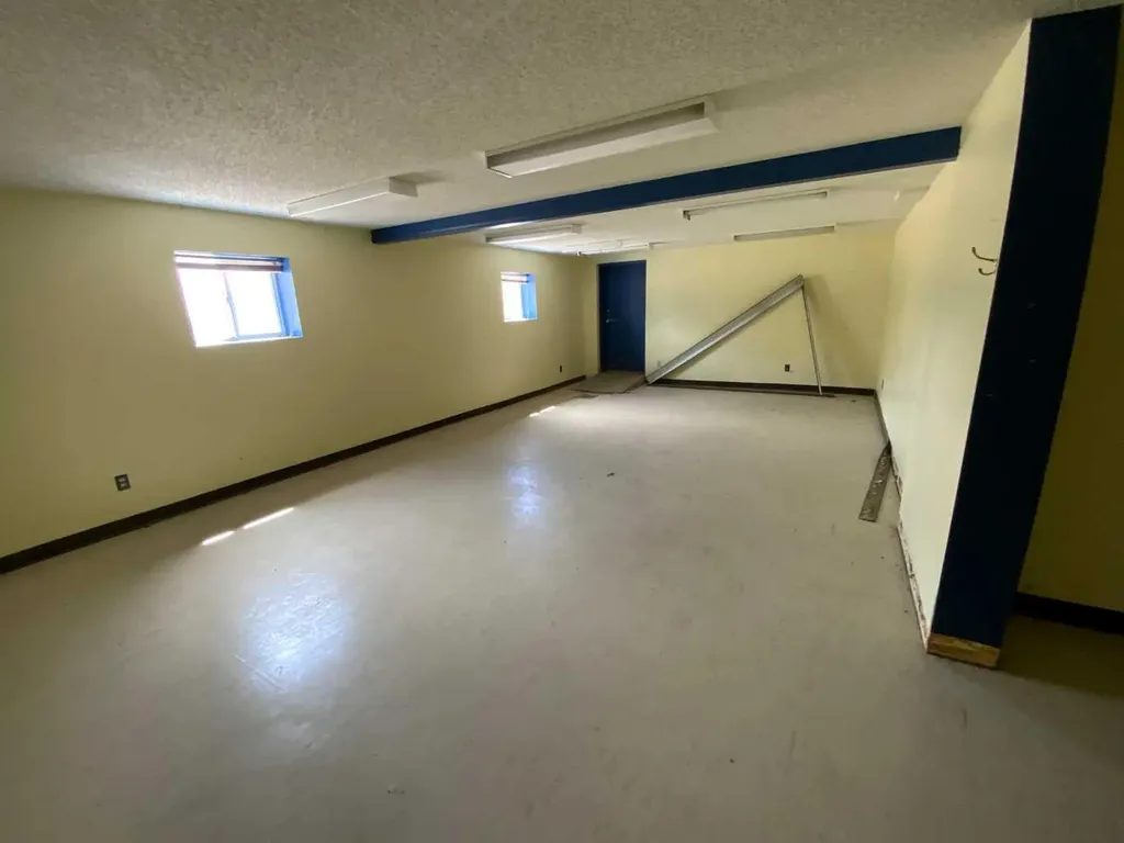 115 & 117 4 Th Avenue S Three Hills AB T0M 2A0