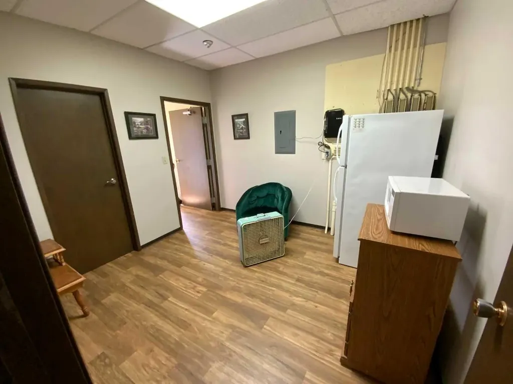 115 & 117 4 Th Avenue S Three Hills AB T0M 2A0