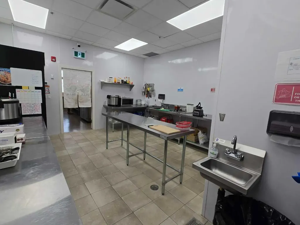 2 Royal Vista Link NW Calgary AB T3R 0K4