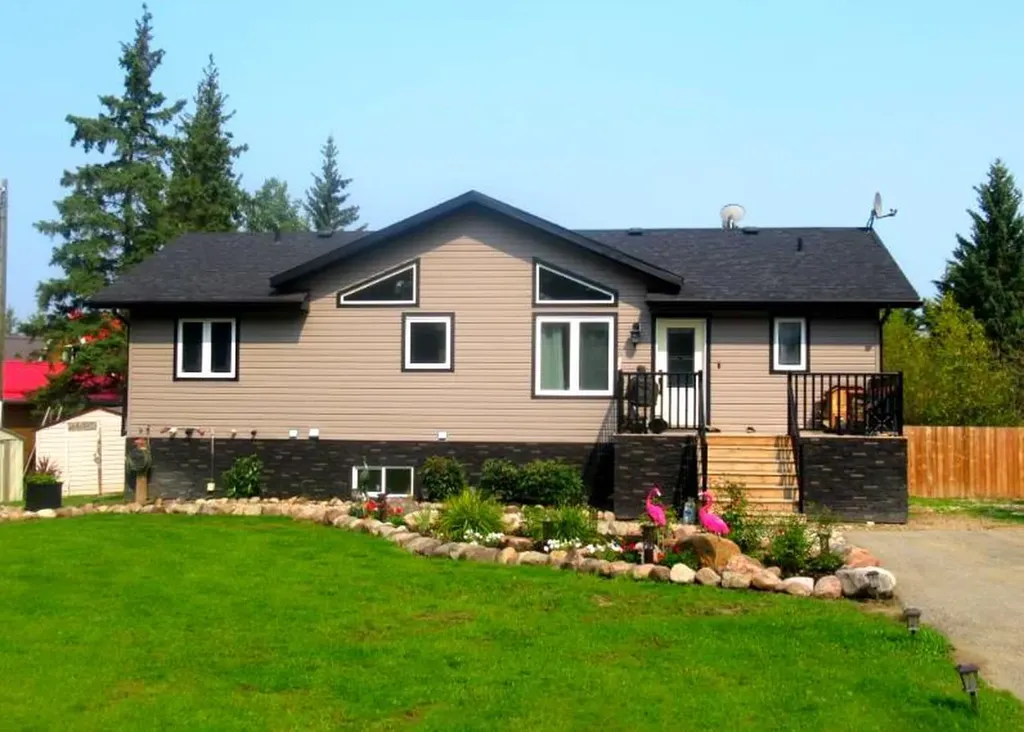 318 15156 Old Trail Lac La Biche AB T0A 2C0