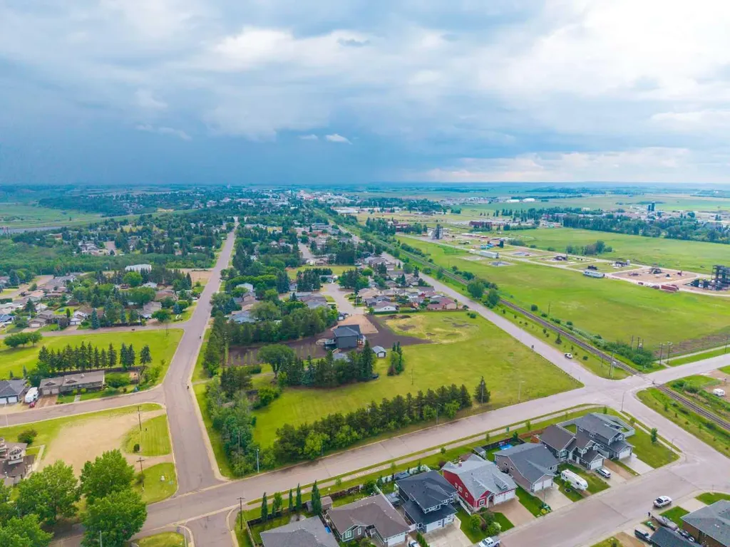 6103 52 Avenue Vermilion AB T9X 1X3