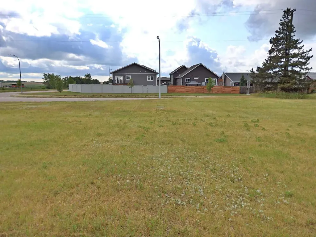 6103 52 Avenue Vermilion AB T9X 1X3