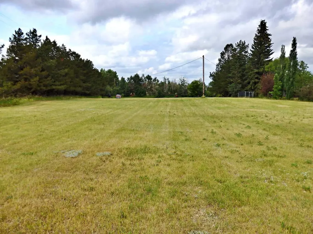 6103 52 Avenue Vermilion AB T9X 1X3