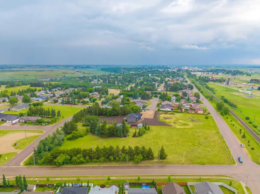 6103 52 Avenue Vermilion AB T9X 1X3