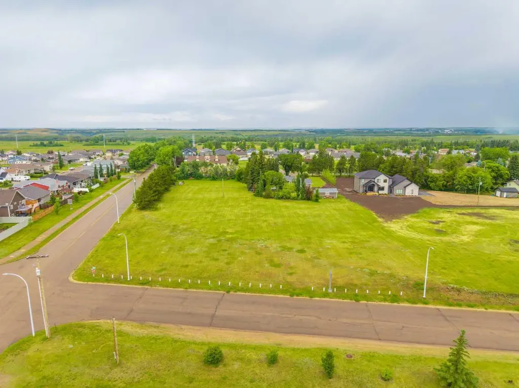 6103 52 Avenue Vermilion AB T9X 1X3