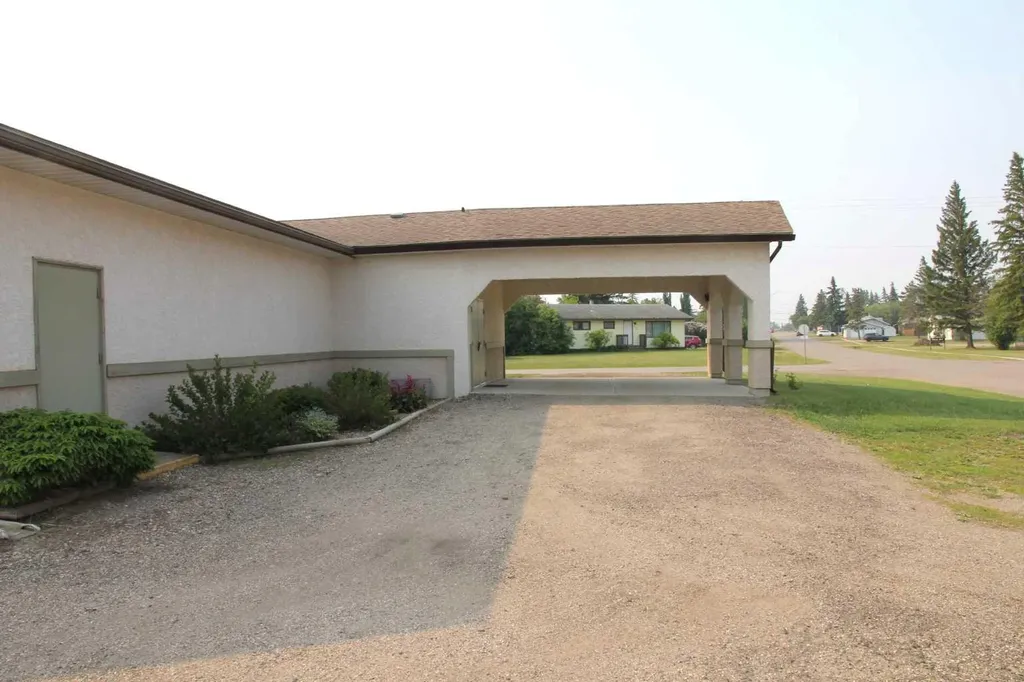 118 4 Avenue W Maidstone SK S0M 1M0