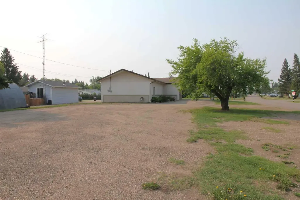 118 4 Avenue W Maidstone SK S0M 1M0