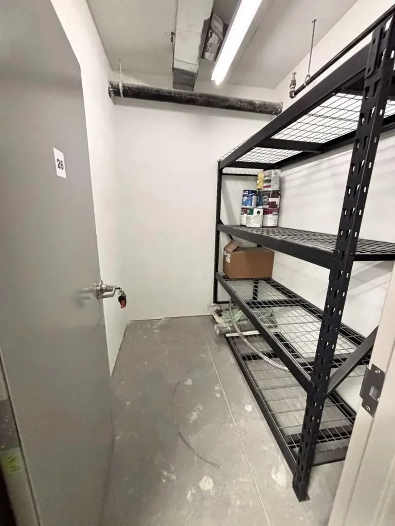738 1 Avenue SW Calgary AB T2P 5G8