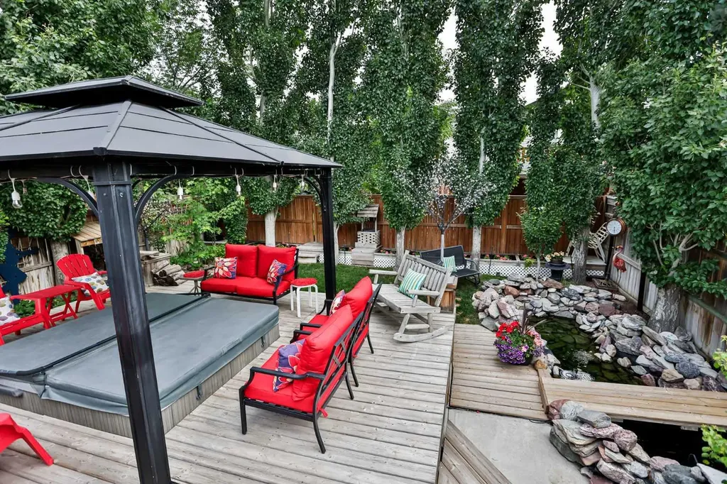 19 Firelight Way W Lethbridge AB T1J 4W1