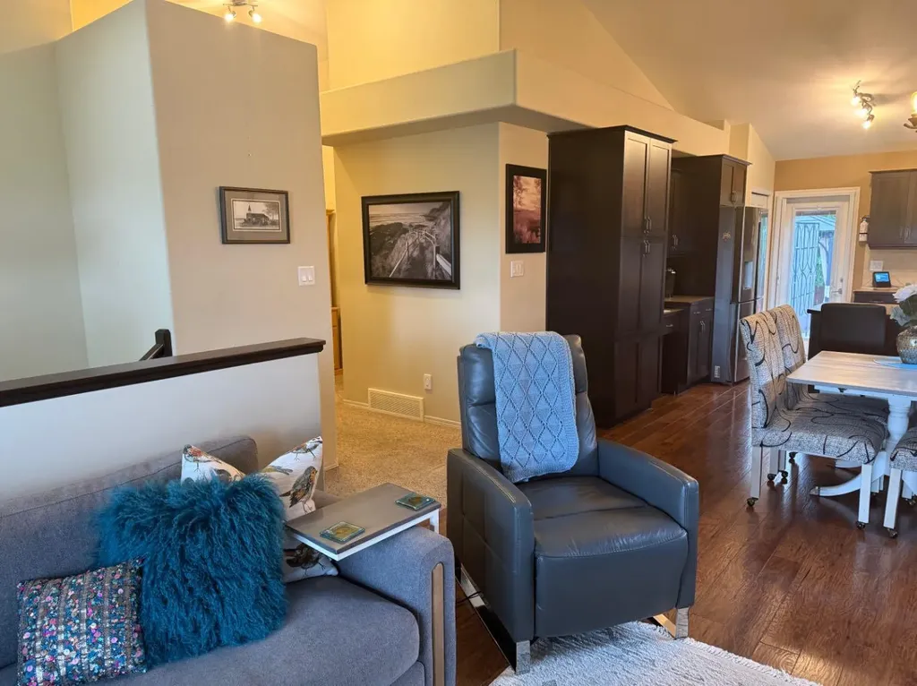 19 Firelight Way W Lethbridge AB T1J 4W1