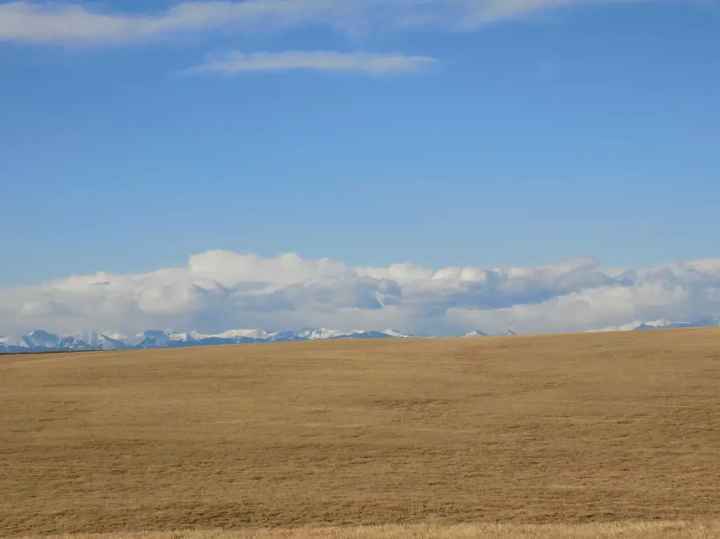 RR292 Symon's Valley Road Rural Rocky View County AB T0M 0S0