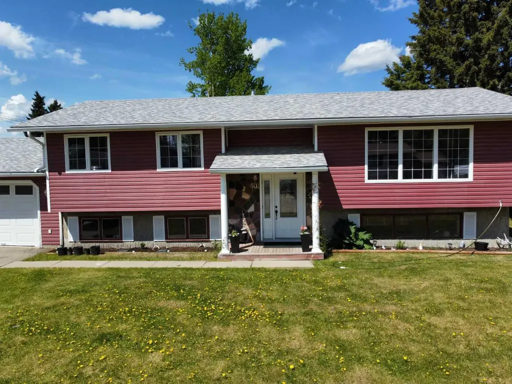 401 7 Avenue Fox Creek AB T0H1P0
