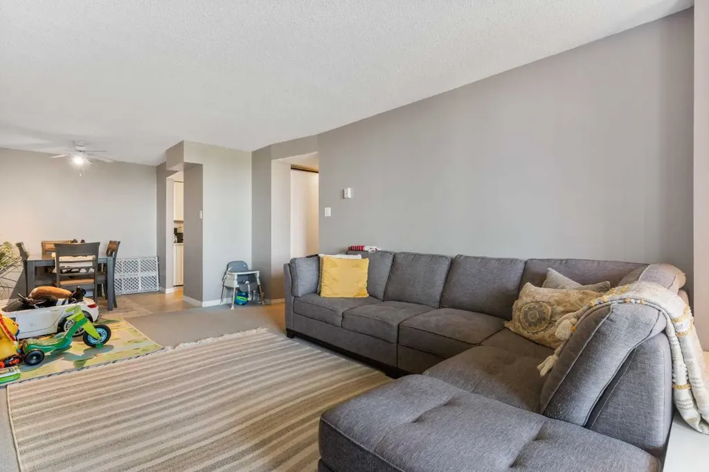 30 Mchugh Court NE Calgary AB T2E7X3