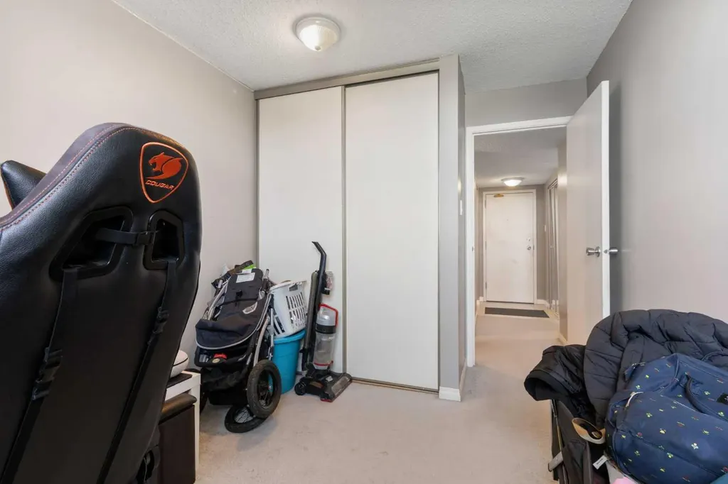 30 Mchugh Court NE Calgary AB T2E7X3