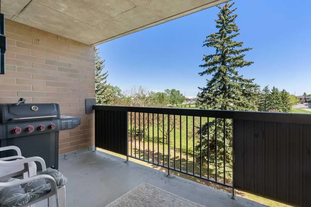 30 Mchugh Court NE Calgary AB T2E7X3
