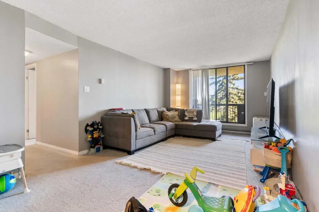 30 Mchugh Court NE Calgary AB T2E7X3