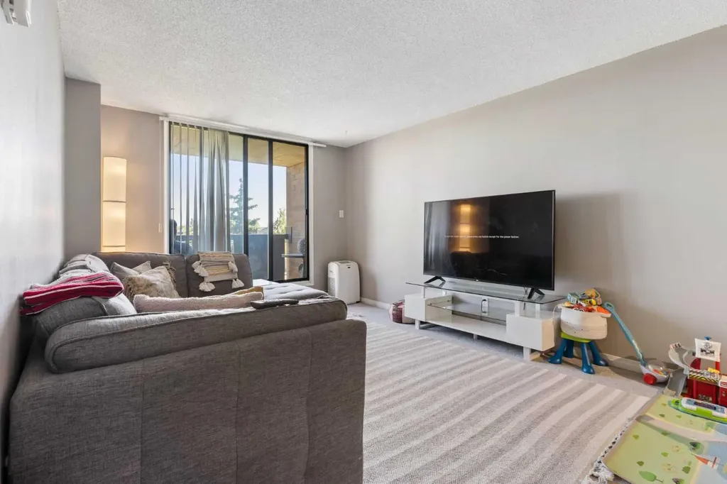 30 Mchugh Court NE Calgary AB T2E7X3