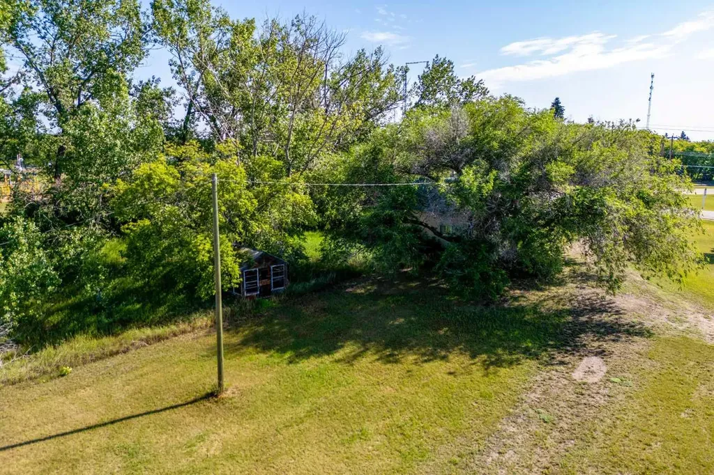 5124 53 Street Rural Wainwright No. 61 M.d. Of AB T0B 1K0