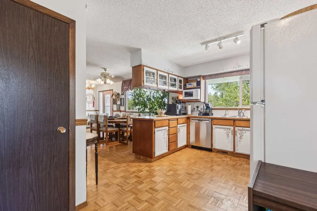 530027 56 Street E Rural Foothills County AB T1V1P6