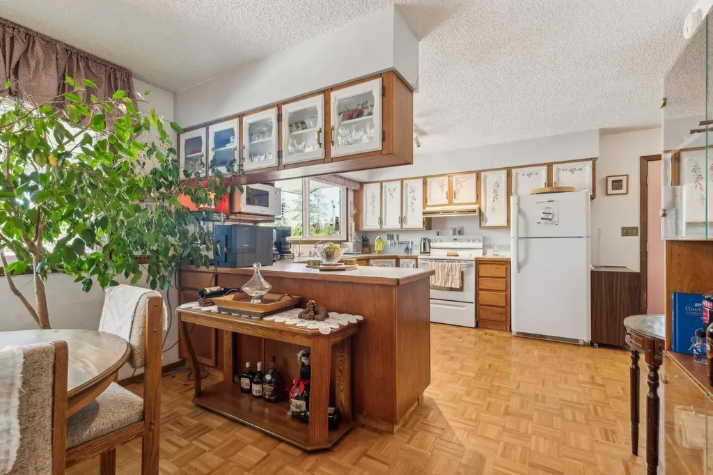 530027 56 Street E Rural Foothills County AB T1V1P6