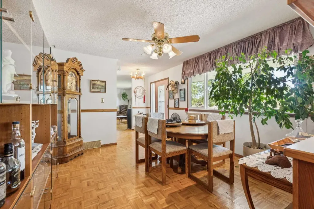 530027 56 Street E Rural Foothills County AB T1V1P6