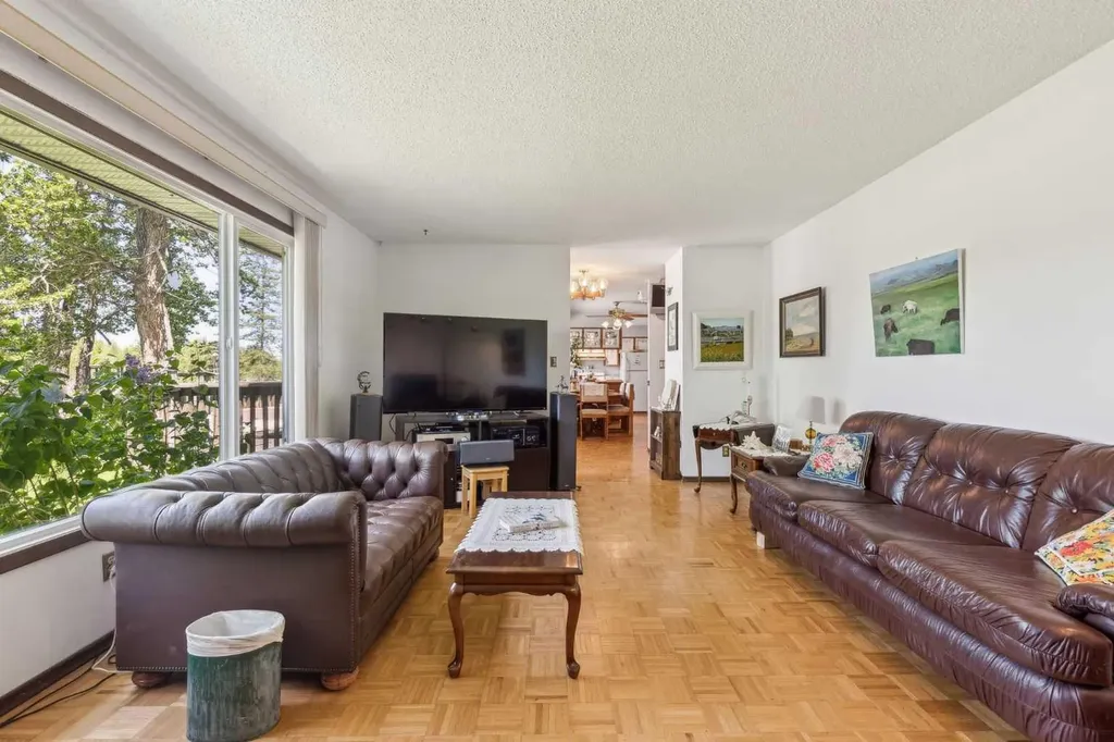 530027 56 Street E Rural Foothills County AB T1V1P6