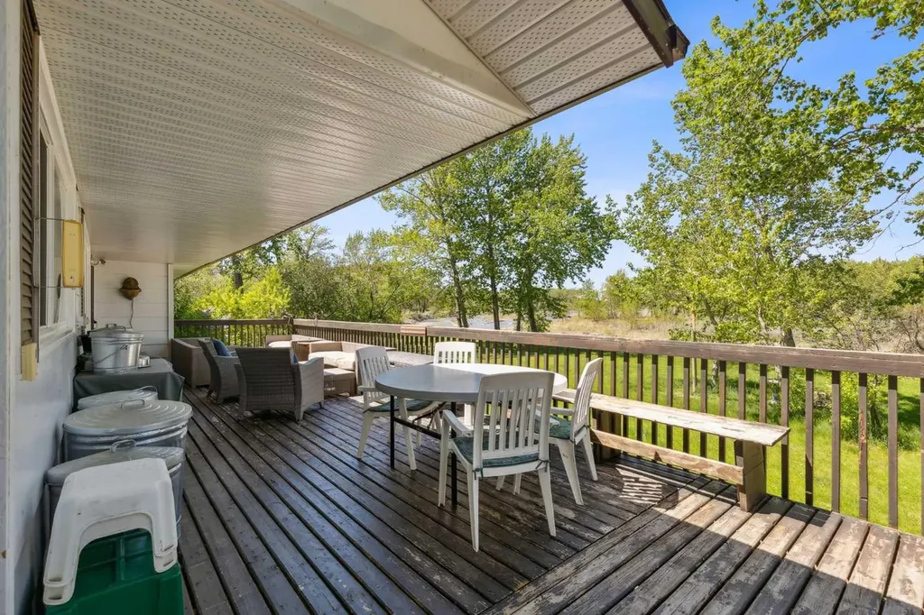 530027 56 Street E Rural Foothills County AB T1V1P6