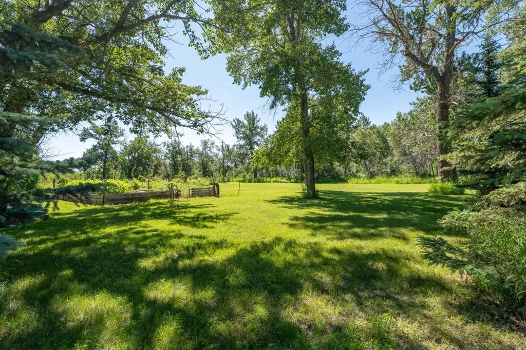530027 56 Street E Rural Foothills County AB T1V1P6