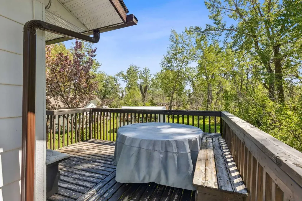 530027 56 Street E Rural Foothills County AB T1V1P6