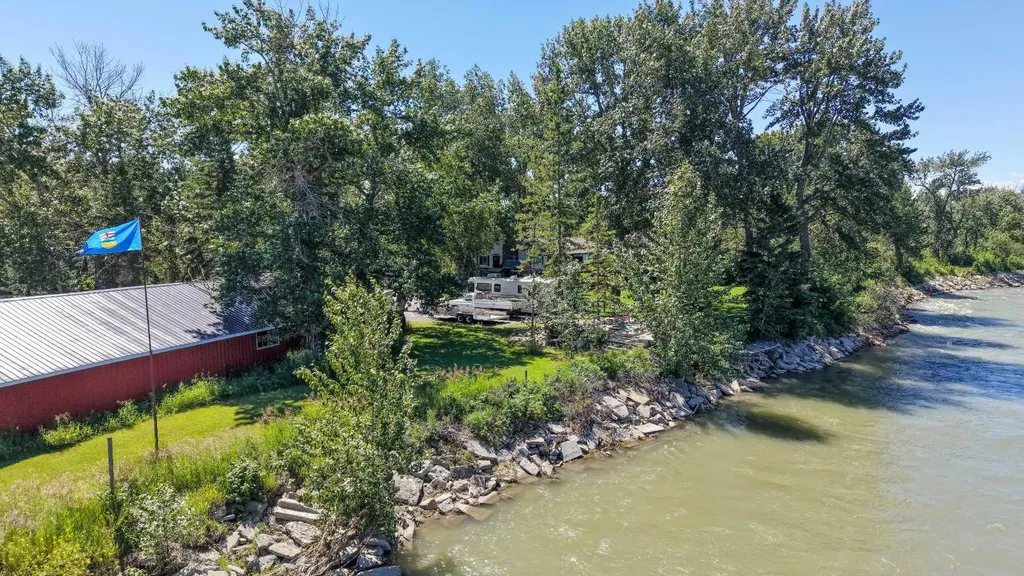 530027 56 Street E Rural Foothills County AB T1V1P6