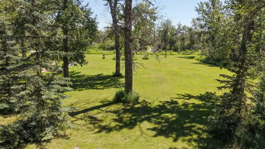 530027 56 Street E Rural Foothills County AB T1V1P6