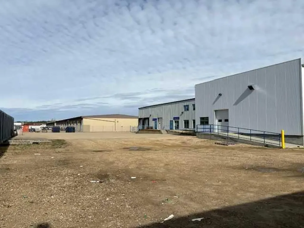 4620 62 Street Red Deer AB T4N 6T3