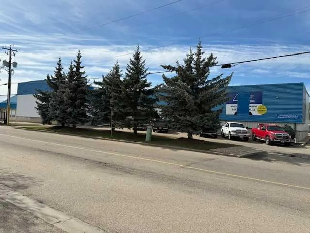 4620 62 Street Red Deer AB T4N 6T3