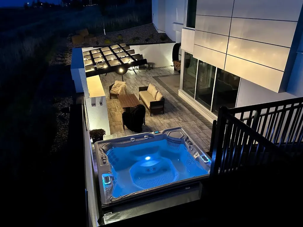 403 Meadow Lark Drive Rural Lethbridge County AB T1J 5R8