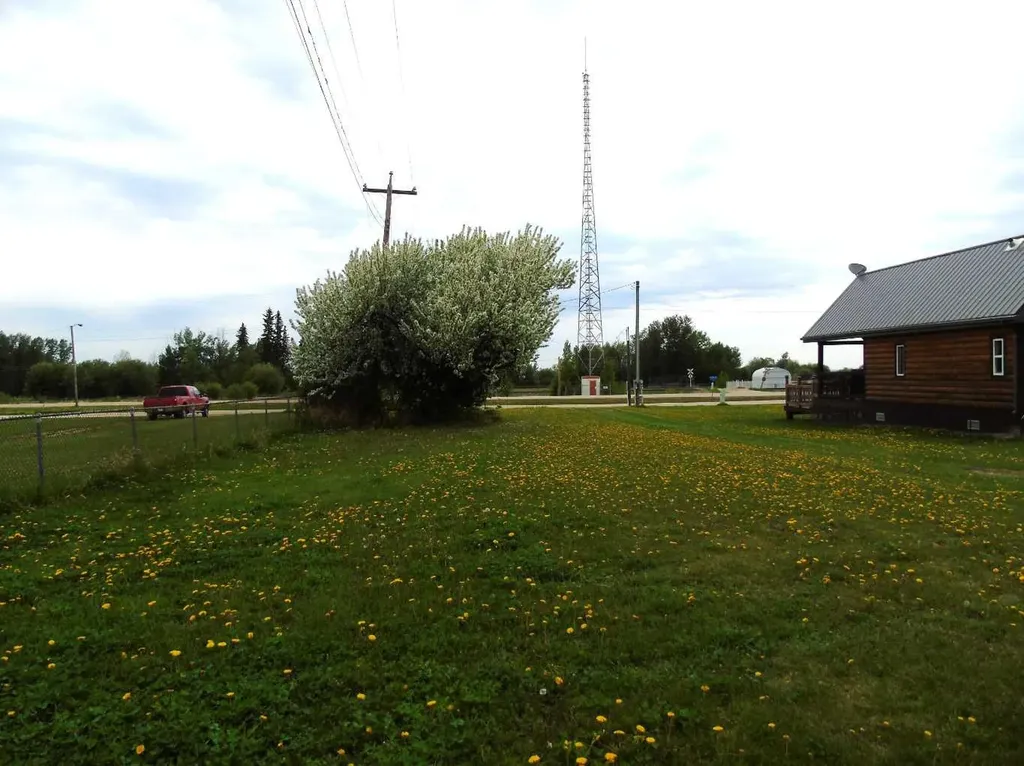 Lot 2 1st Street E Faust AB T0G 0X0