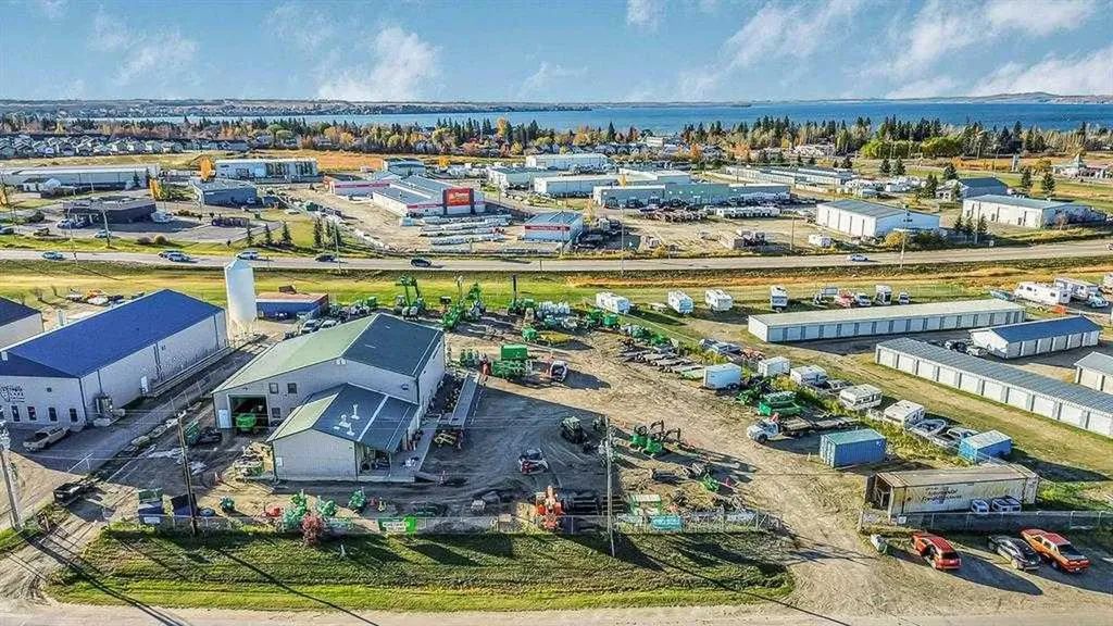 30 Industrial Drive Sylvan Lake AB T4S 1P4