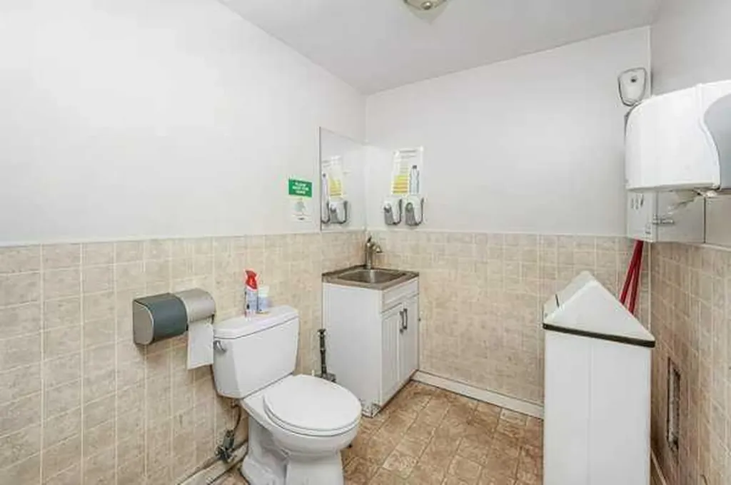 30 Industrial Drive Sylvan Lake AB T4S 1P4