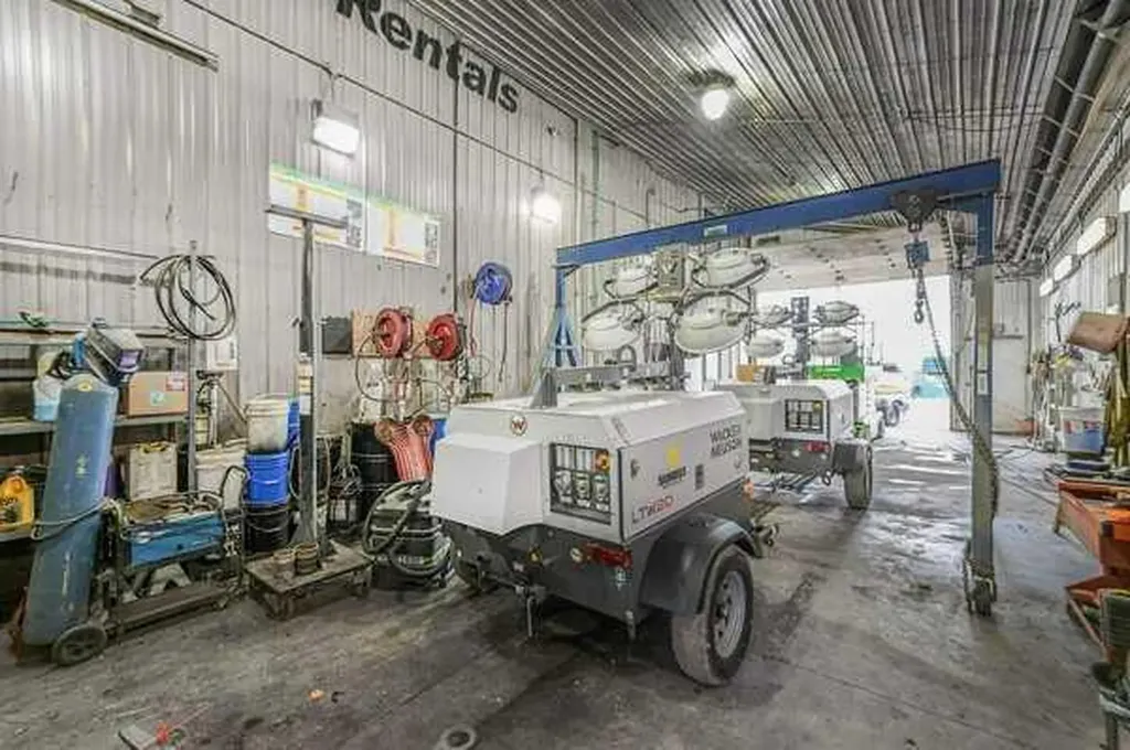30 Industrial Drive Sylvan Lake AB T4S 1P4