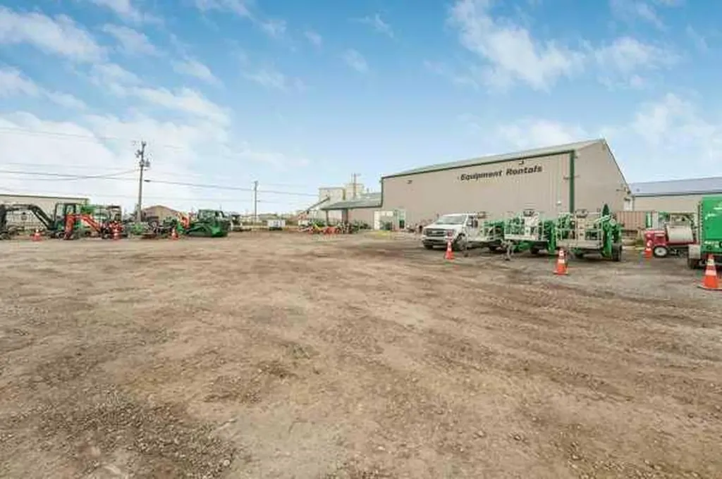 30 Industrial Drive Sylvan Lake AB T4S 1P4