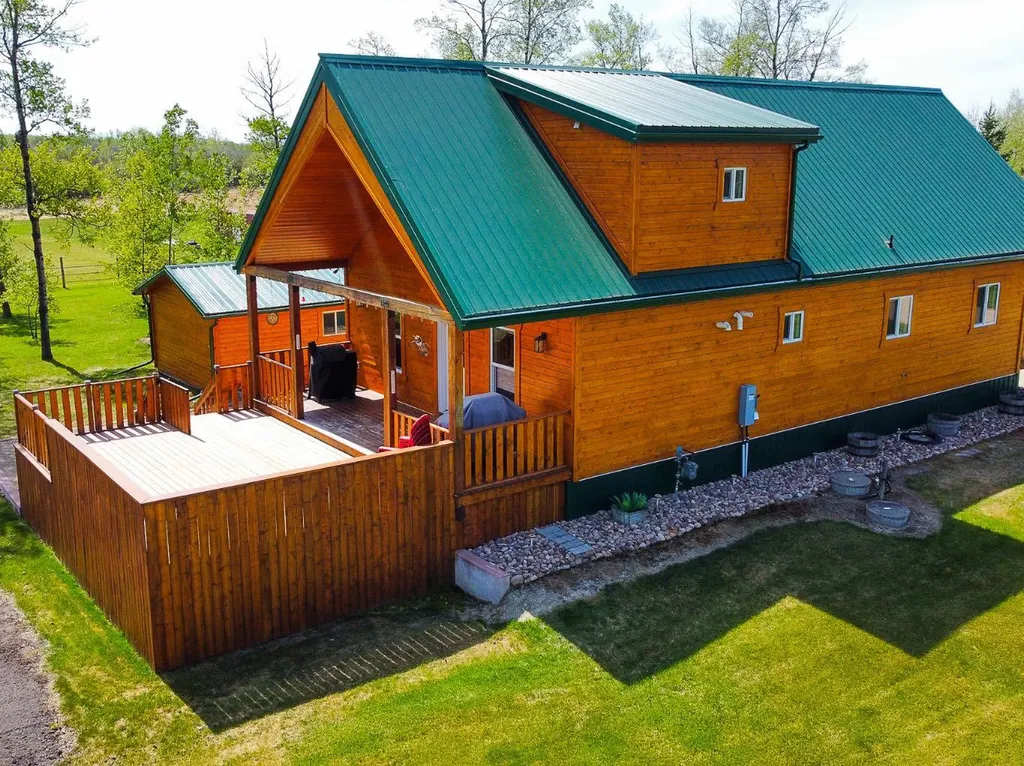 20133 Twp Road 832 St. Isidore AB T0H 1E0