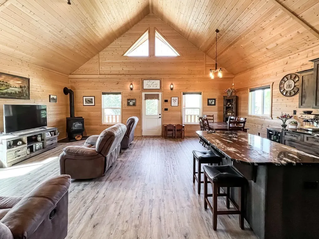 20133 Twp Road 832 St. Isidore AB T0H 1E0