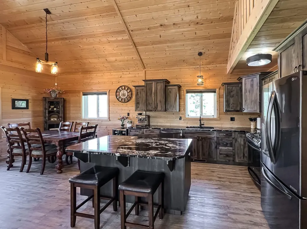 20133 Twp Road 832 St. Isidore AB T0H 1E0