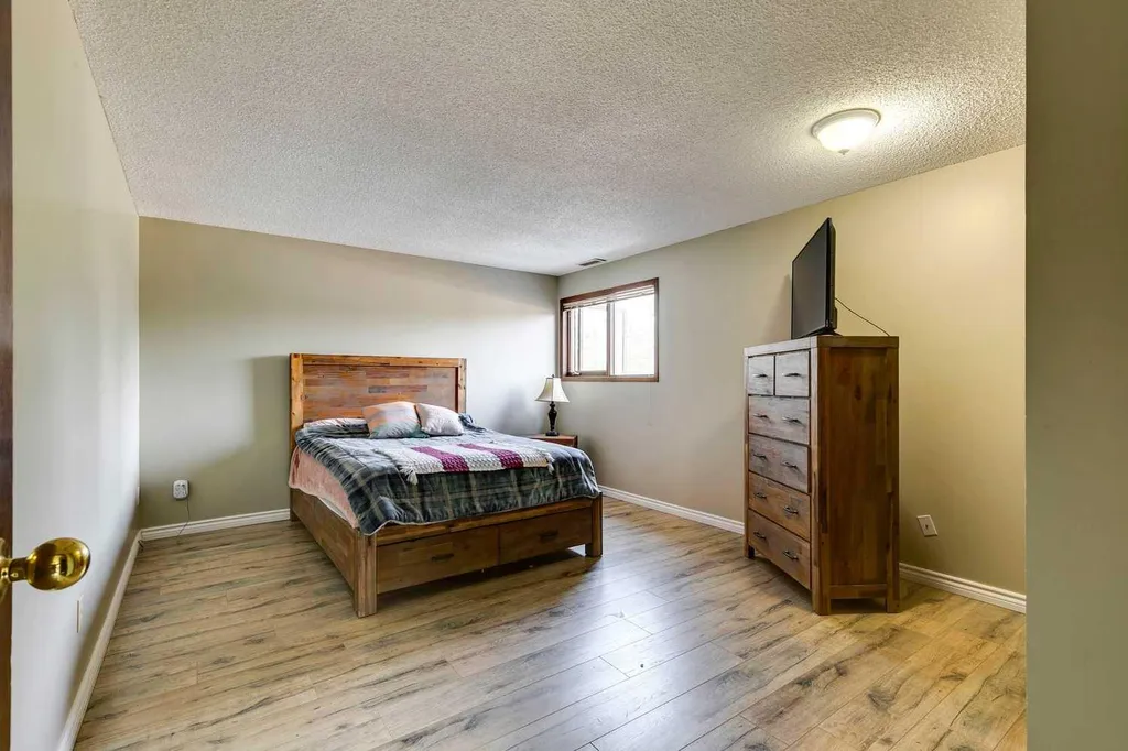 186007 Priddis Valley Road W Rural Foothills County AB T0L1W1